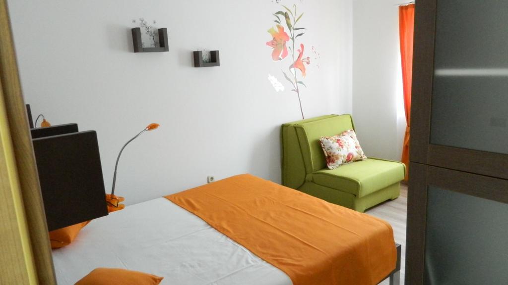 Apartmani Marinovic Подгора Екстер'єр фото