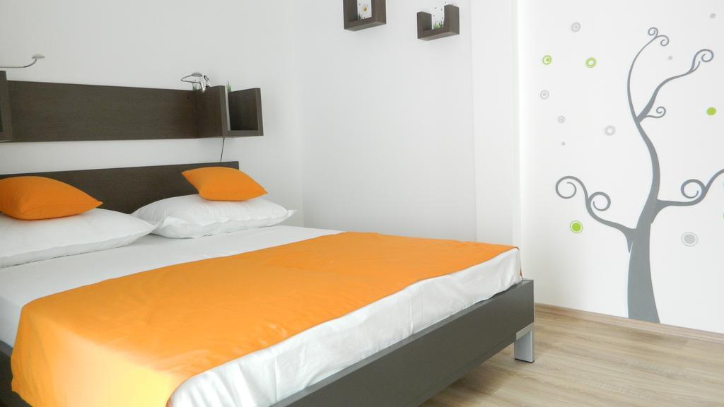 Apartmani Marinovic Подгора Екстер'єр фото