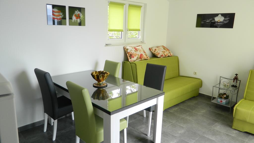 Apartmani Marinovic Подгора Екстер'єр фото