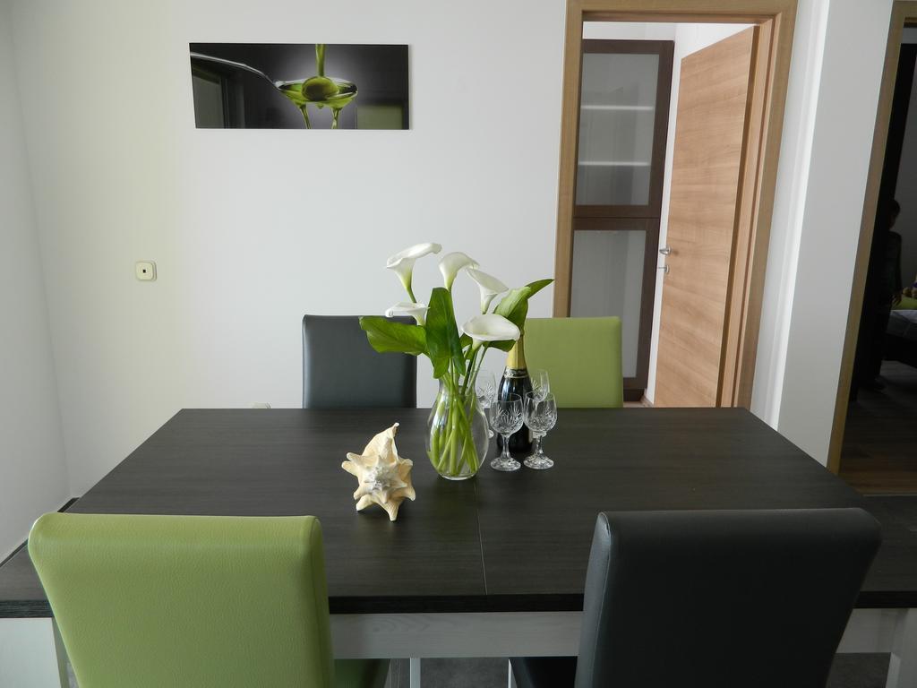 Apartmani Marinovic Подгора Екстер'єр фото
