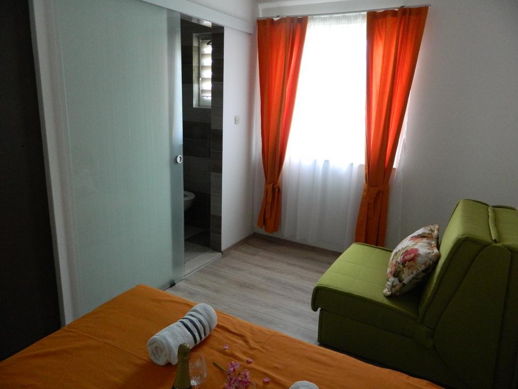 Apartmani Marinovic Подгора Екстер'єр фото