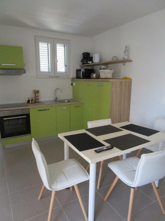 Apartmani Marinovic Подгора Екстер'єр фото