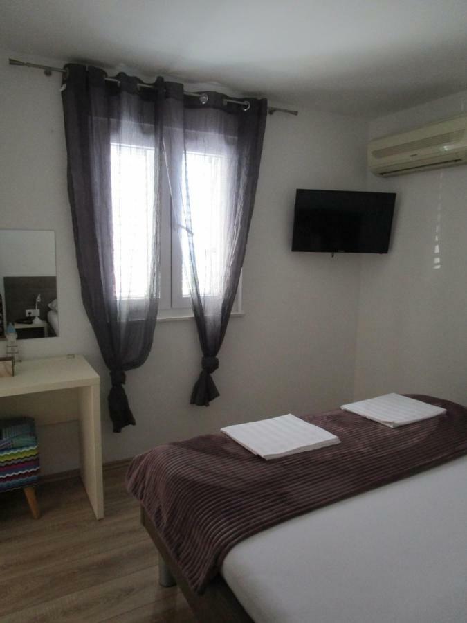 Apartmani Marinovic Подгора Екстер'єр фото