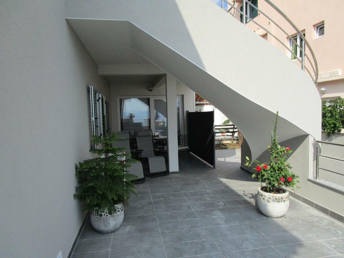 Apartmani Marinovic Подгора Екстер'єр фото